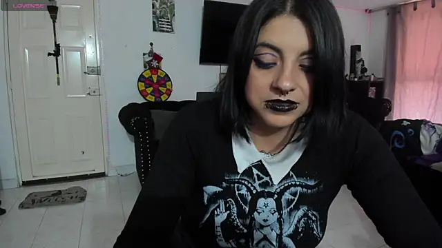 Snapshot of Acid666_alice chatting on 12.13.24 Acid666 alice online show from 12.13.24