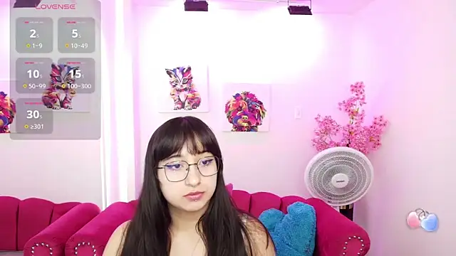 Miss dolly  online show from 09.27.25