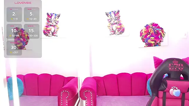 Miss dolly  online show from 10.01.25