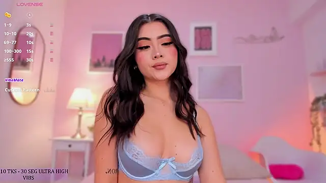 Snapshot of little-natt chatting on 02.12.25 little-natt online show from 02.12.25