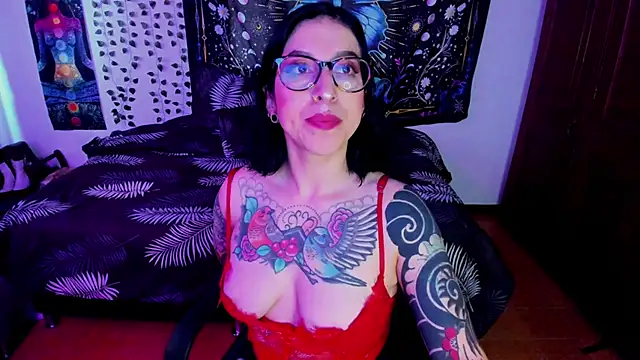 Snapshot of alice_666f chatting on 06.01.26 alice 666f online show from 06.01.26