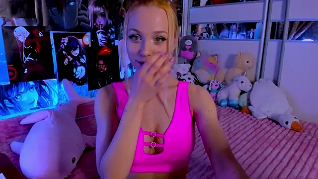 Snapshot of Cute__Pony chatting on 03.07.25 Cute Pony online show from 03.07.25