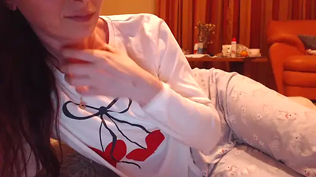 LovelyAndraGirl online show from 06.14.26