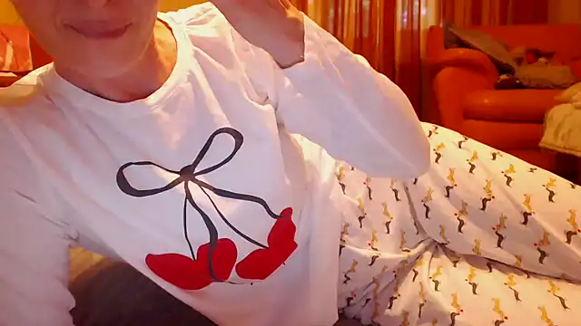LovelyAndraGirl online show from 08.08.26