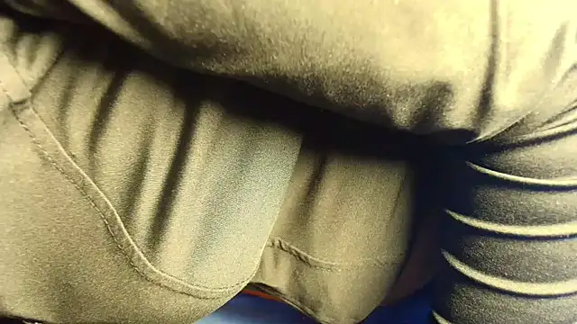 t-NaughtyLicia online show from 10.29.25