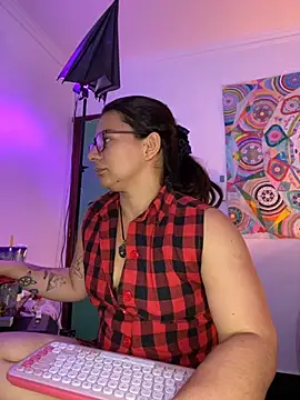 Snapshot of Amarantha_666 chatting on 11.22.25 Amarantha 666 online show from 11.22.25