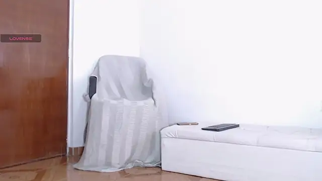 Snapshot of ana_bella1 chatting on 02.07.25 ana bella1 online show from 02.07.25