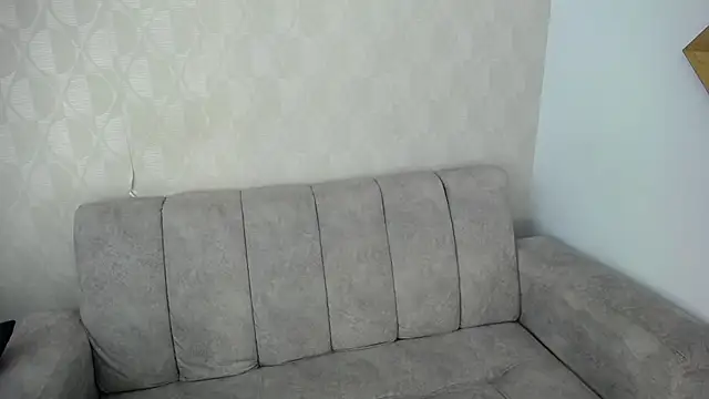 Snapshot of dayis_butera chatting on 03.01.25 dayis butera online show from 03.01.25