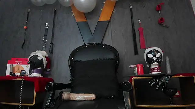 CharlotteScotte online show from 12.20.24