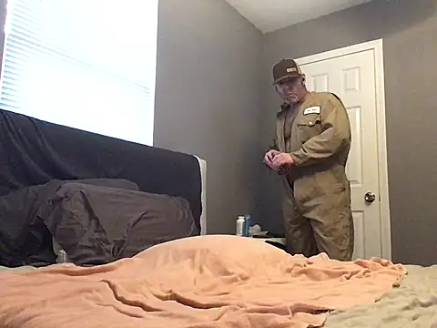 Snapshot of Cummerforyouu2 chatting on 01.20.25 Cummerforyouu2 online show from 01.20.25