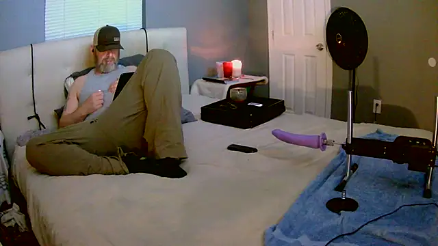 Snapshot of Cummerforyouu2 chatting on 03.13.25 Cummerforyouu2 online show from 03.13.25