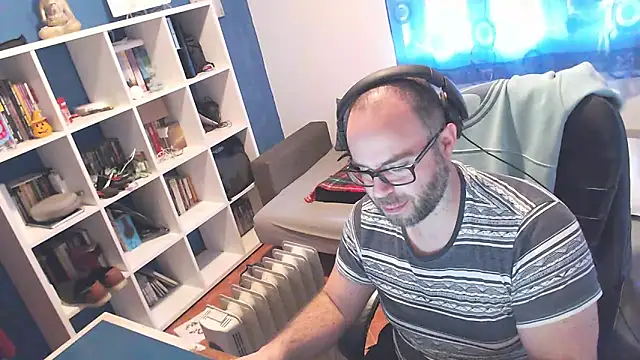 ravingr4d4 online show from 03.13.25