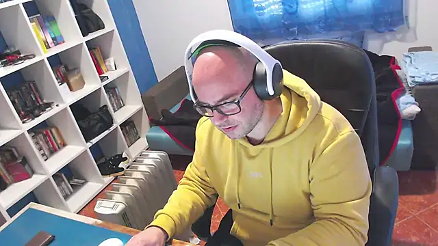 ravingr4d4 online show from 12.19.25