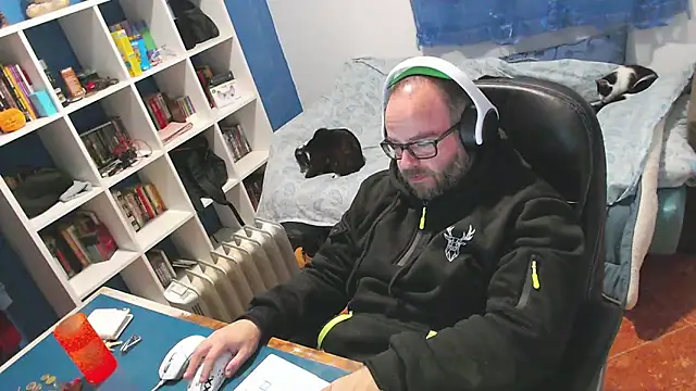 ravingr4d4 online show from 01.12.26