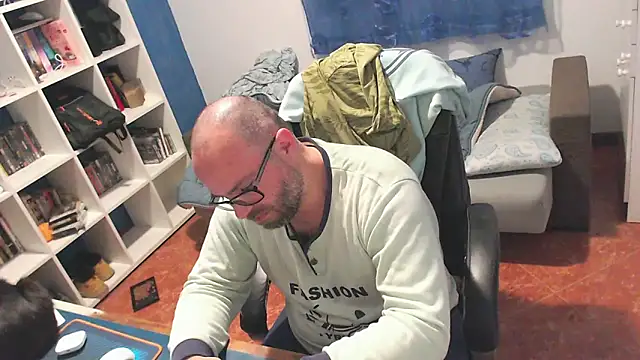 ravingr4d4 online show from 03.12.26