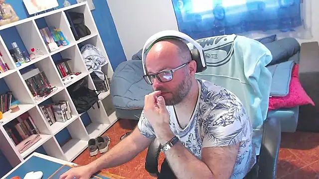 ravingr4d4 online show from 04.17.26