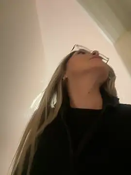 Daniela77771 online show from 04.15.26