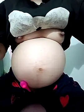 SweetGirl2k2 online show from 04.16.26