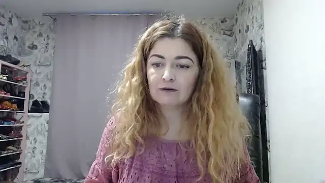 Helen1974 online show from 12.14.24