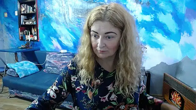 Helen1974 online show from 09.14.25