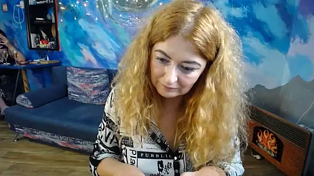 Helen1974 online show from 11.24.25