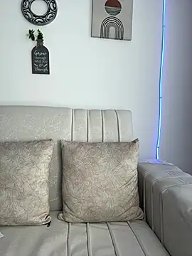 Snapshot of Seized_lust chatting on 04.04.26 Seized lust online show from 04.04.26