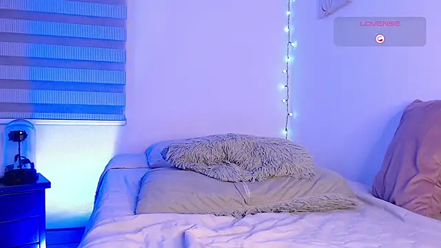 Snapshot of Megan_FE chatting on 02.04.26 Megan FE online show from 02.04.26