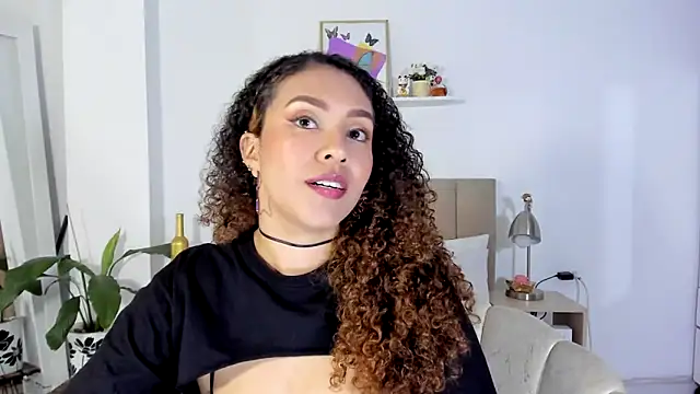 Zoe Gruber online show from 02.05.26