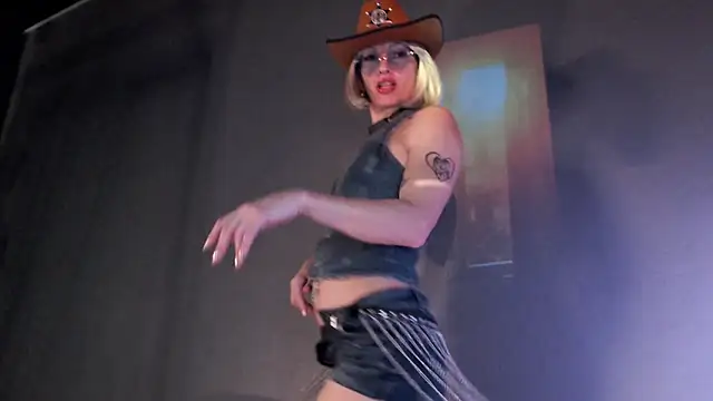 Snapshot of Dorothy_Meyer chatting on 02.06.25 Dorothy Meyer online show from 02.06.25