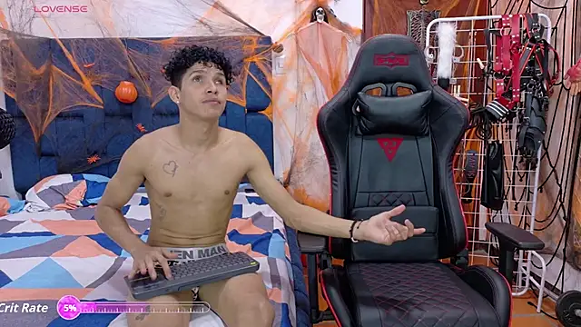 JoseRumbero26 online show from 10.28.25