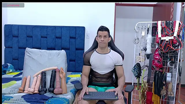 JoseRumbero26 online show from 06.10.26