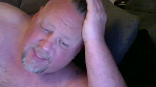 Snapshot of pimmelmann3 chatting on 04.28.26 pimmelmann3 online show from 04.28.26