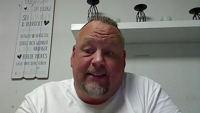 Snapshot of pimmelmann3 chatting on 05.04.26 pimmelmann3 online show from 05.04.26