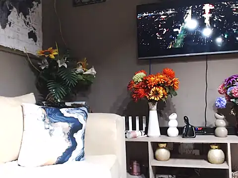 Snapshot of ThickyMinajxx chatting on 01.17.25 ThickyMinajxx online show from 01.17.25