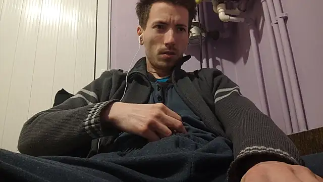 Snapshot of _Hocthus_ chatting on 02.12.25 Hocthus online show from 02.12.25