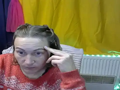 wLESLYMOSw online show from 12.04.24