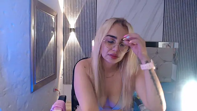 ashley  tylor online show from 03.17.26