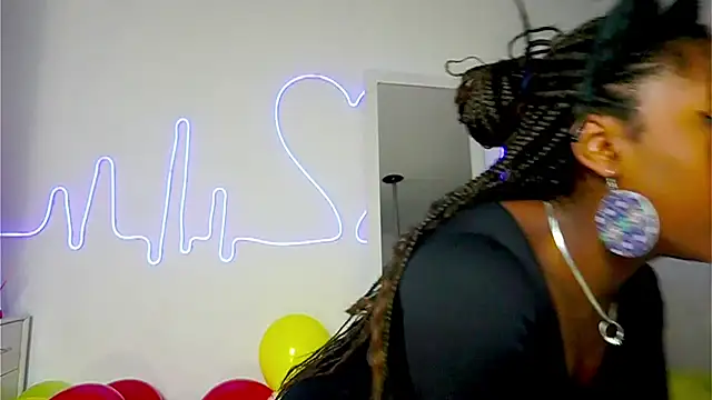 EmmaSanzz  online show from 09.21.25