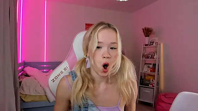 Lily Young online show from 10.17.25