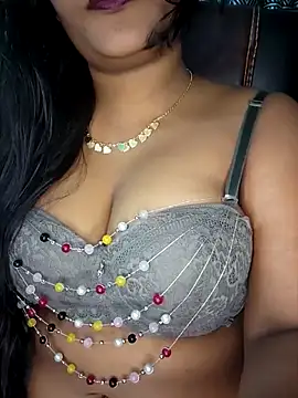 Snapshot of Kotha_-Moni chatting on 05.06.26 Kotha -Moni online show from 05.06.26
