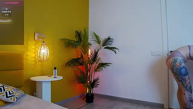 lessysweety online show from 09.09.25