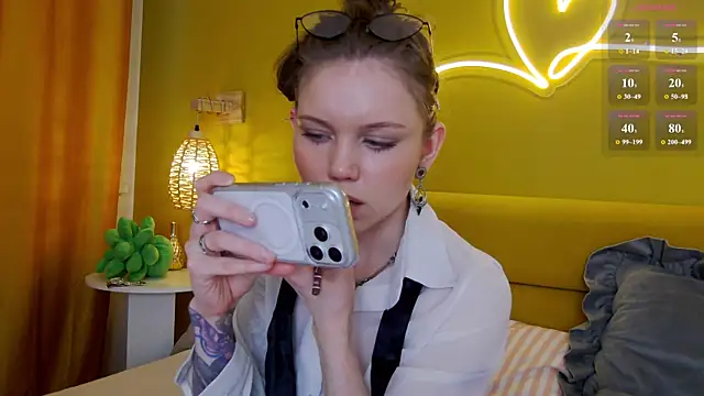 lessysweety online show from 04.10.26