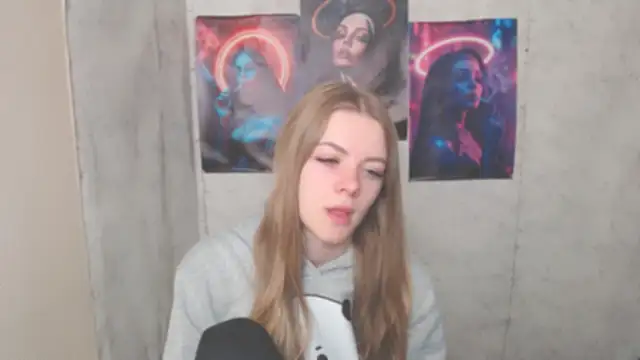 AliceFlirtt  online show from 11.24.25