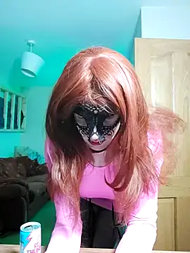 Snapshot of irishtommy1986 chatting on 12.15.25 irishtommy1986 online show from 12.15.25