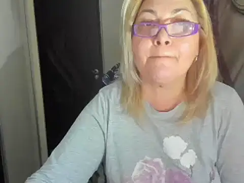 Snapshot of IryshAlice chatting on 12.01.24 IryshAlice online show from 12.01.24