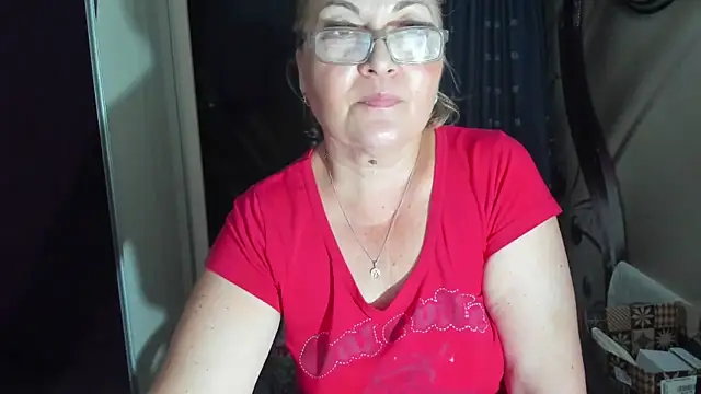 Snapshot of IryshAlice chatting on 06.16.26 IryshAlice online show from 06.16.26