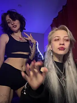 Dooubletroublee online show from 04.12.26