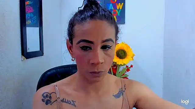 Snapshot of juanblakbigcock chatting on 11.17.25 juanblakbigcock online show from 11.17.25