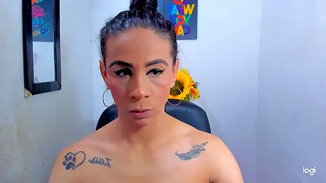 Snapshot of juanblakbigcock chatting on 11.19.25 juanblakbigcock online show from 11.19.25