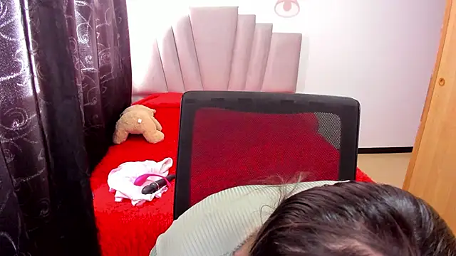 Snapshot of samantha__wilson chatting on 10.09.25 samantha wilson online show from 10.09.25